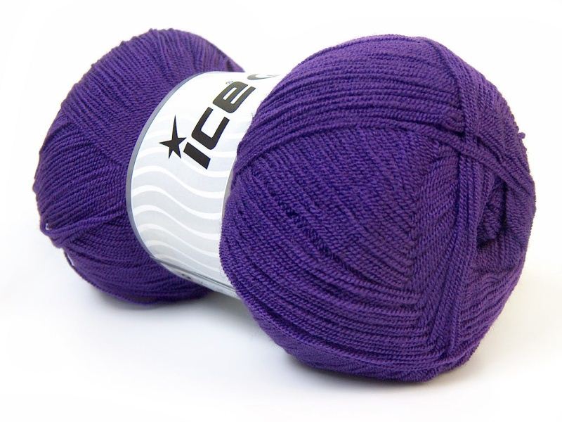 Benang Rajut Impor Kristal Purple 10E