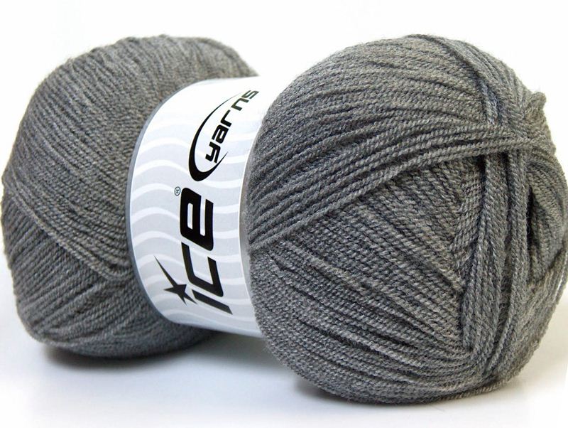 Benang Rajut Impor Kristal Grey 10G
