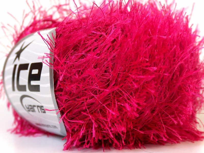 Benang Rajut Ice Eyelash Fuchsia 72G